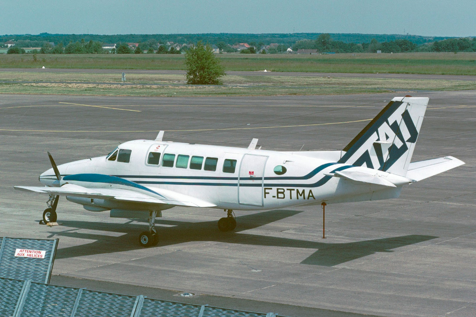 Création de la Compagnie aérienne TAT (Touraine Air Transport) 